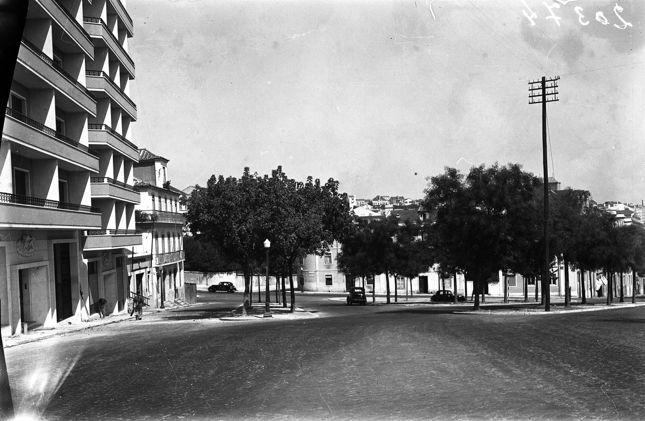 Largo do Leão, Lisboa (E. Portugal, 1953)