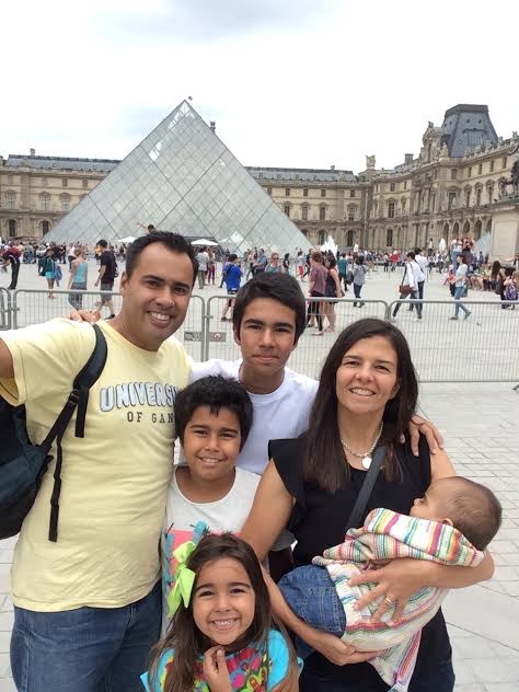 louvre.jpg