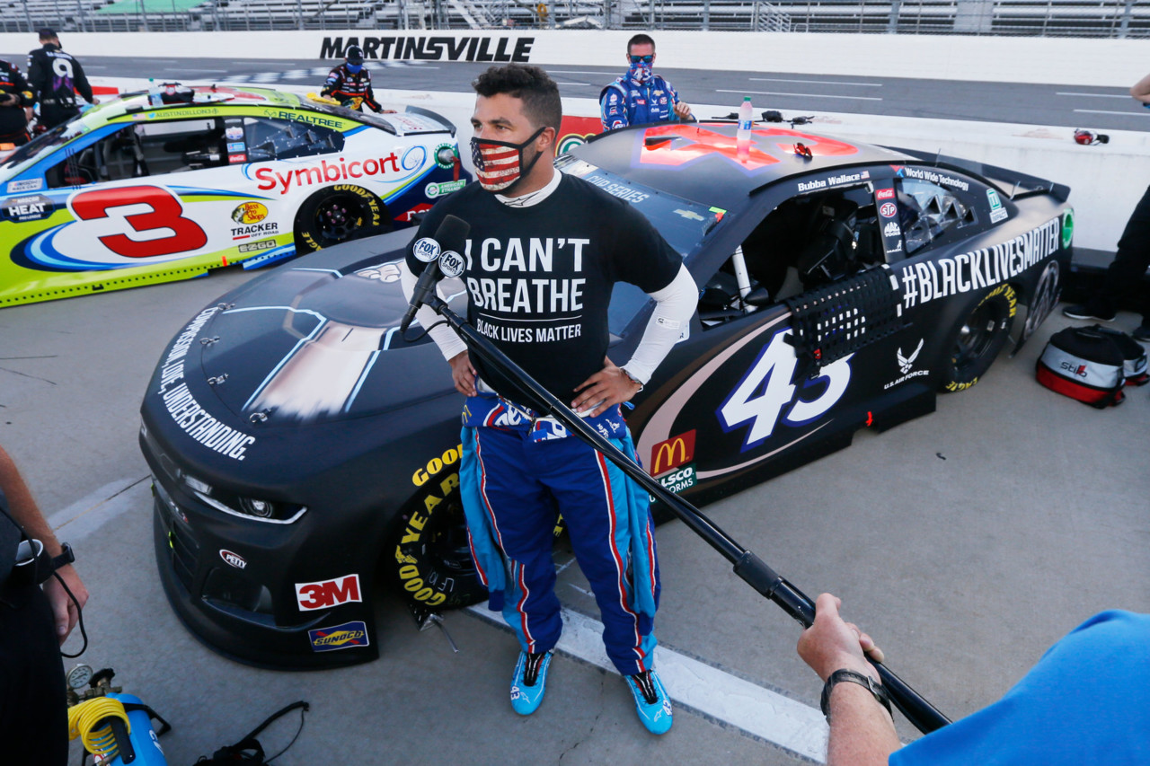 Bubba Wallace está a ser alvo na NASCAR