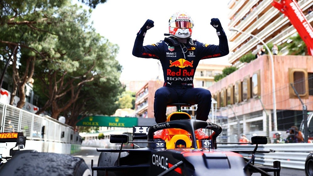 Verstappen é o novo líder do Mundial