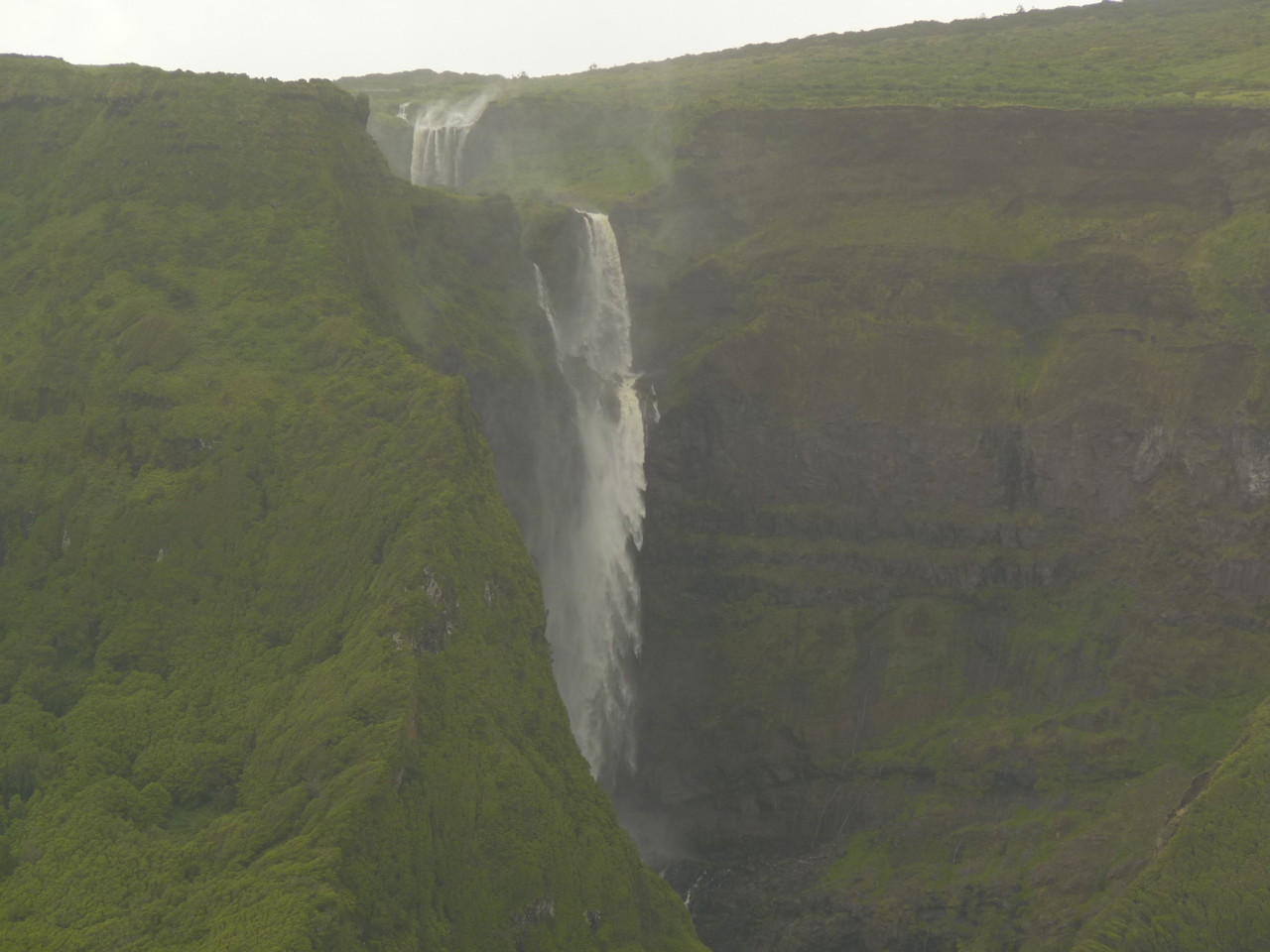 Flores - Cascata da Ribeira Grande (3).JPG