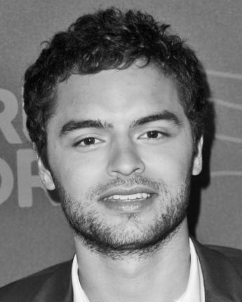 97231318_1567704520063501_3366626457320161280_n.jp