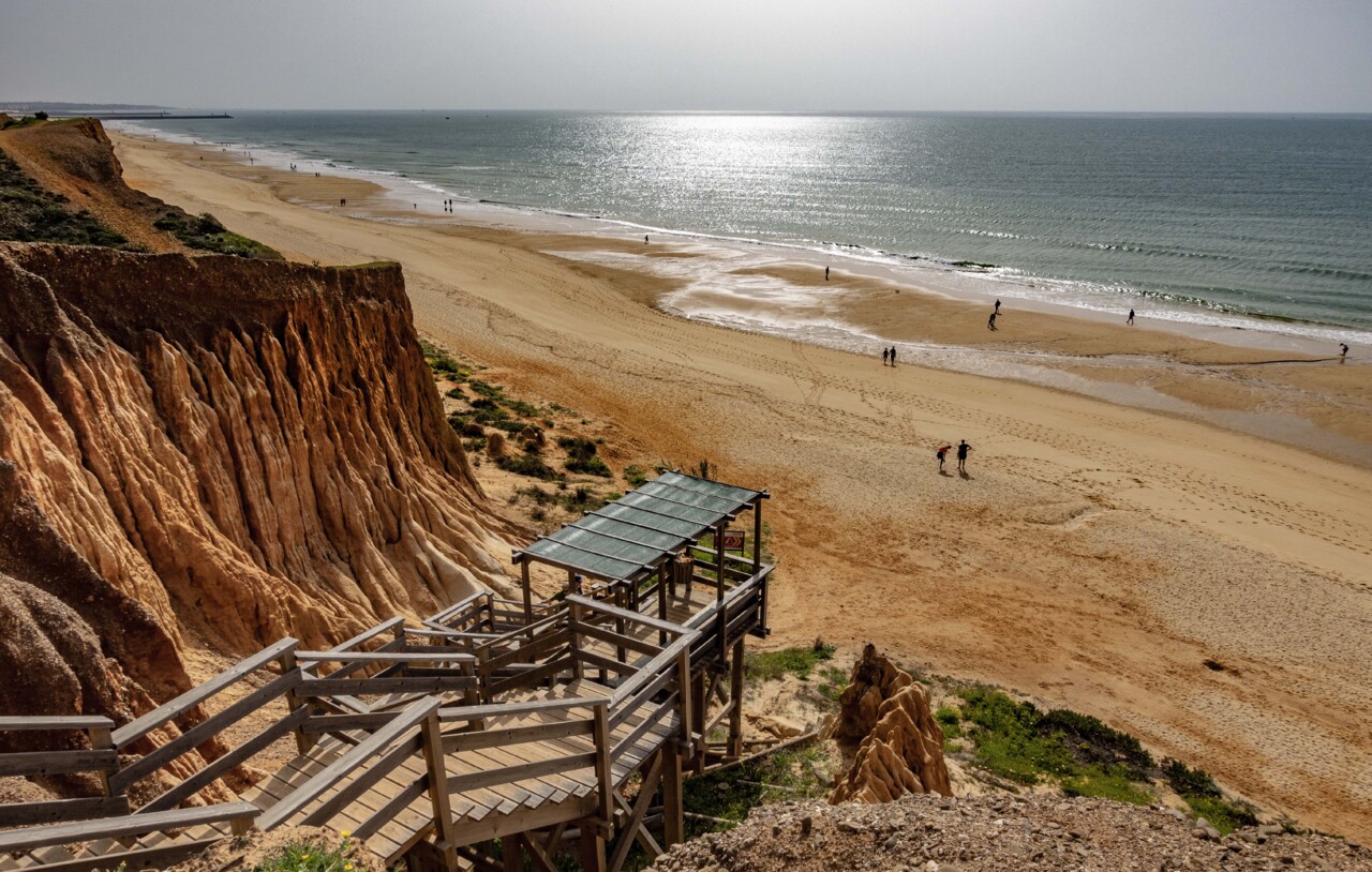 Praia da Falélisa VIlamoura 03.jpg