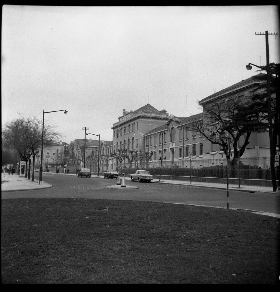 Liceu Camões, 1967, foto de Augusto de Jesus Fern Liceu Camões, 1967, foto de Augusto de Jesus Fern