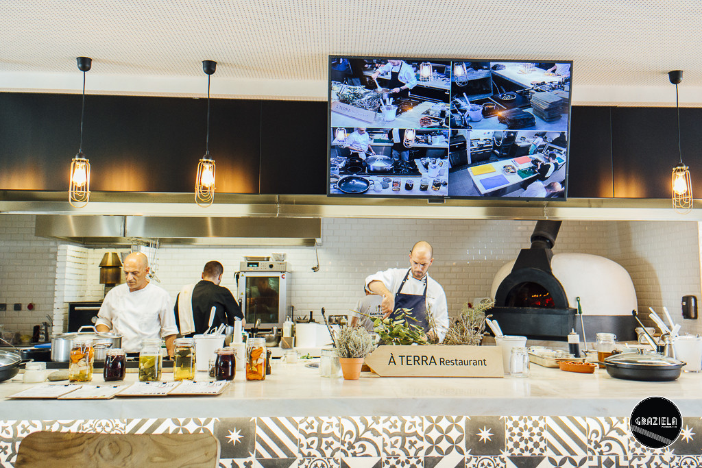 Santiago_Hotel_Cooking_Nature-3466.jpg Santiago_Hotel_Cooking_Nature-3466.jpg