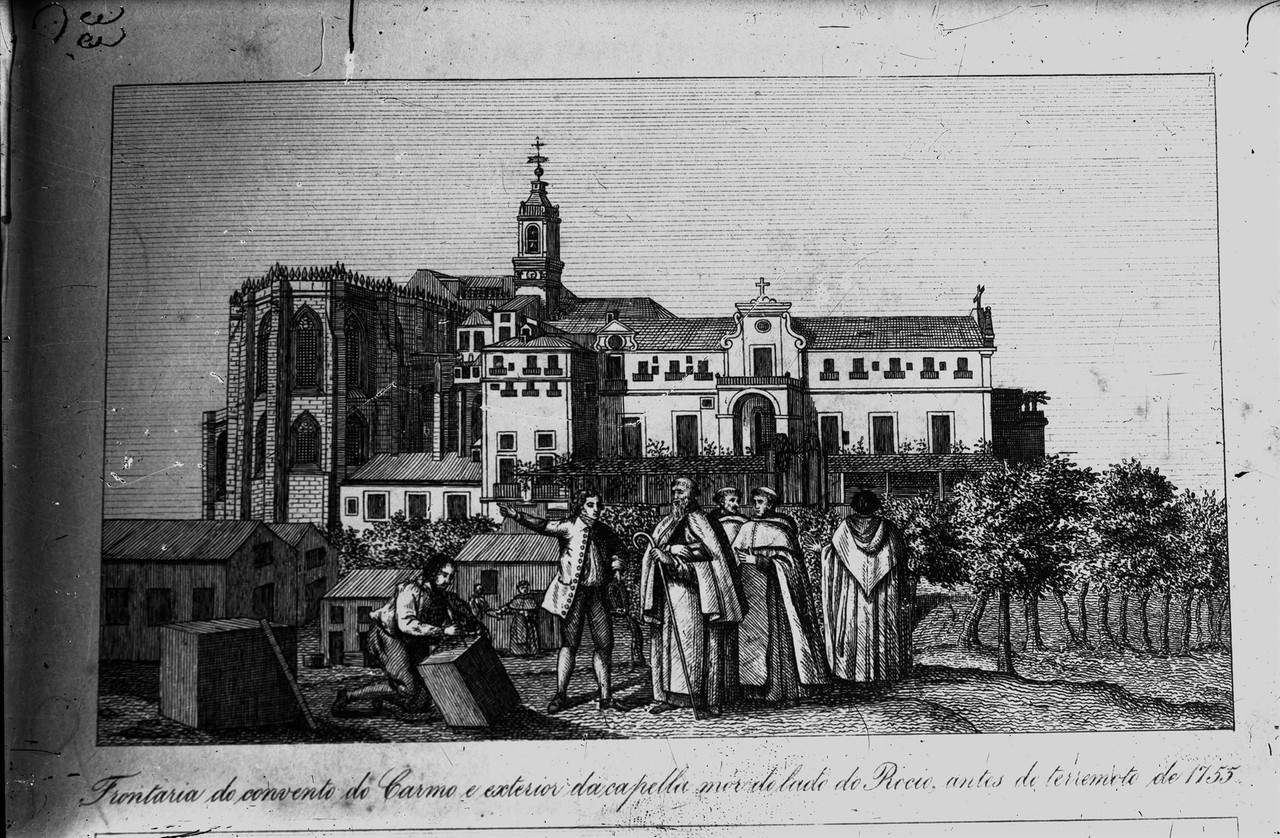Frontaria do convento do Carmo e exterior da capel