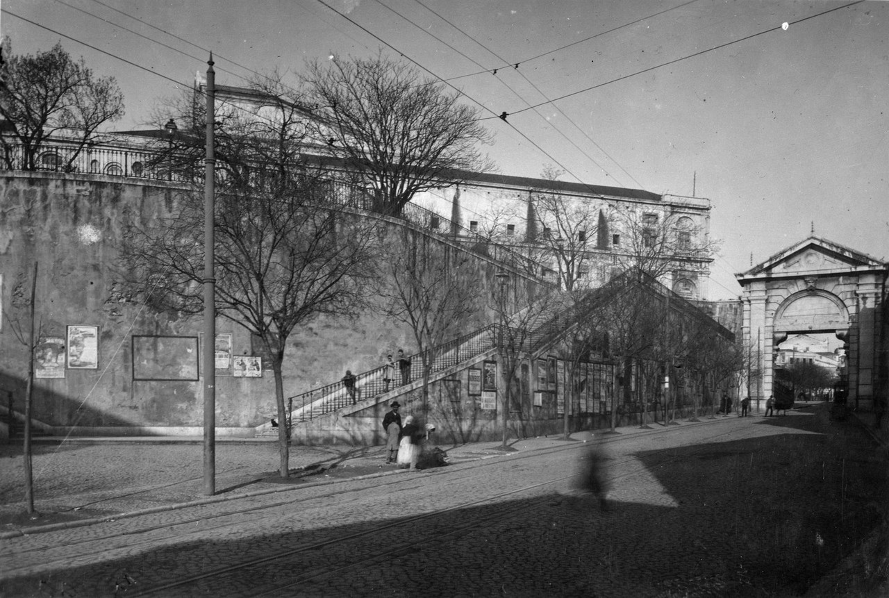 Arco da rua de São Bento e palácio de São Bento