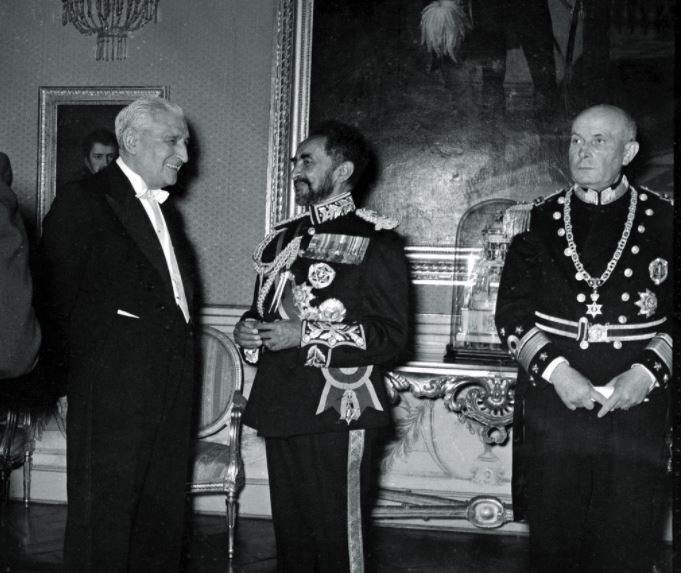 salazar e haile salassie.JPG