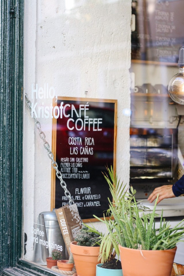 hello-kristof-exterior.jpg hello-kristof-exterior.jpg