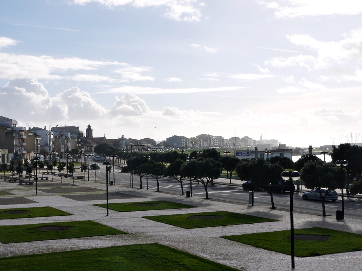 Vista do Castelo da Póvoa.JPG