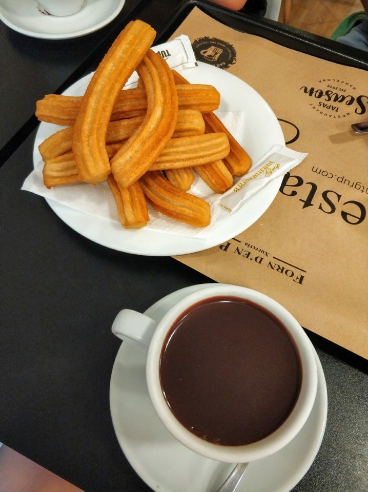 Churros em Barcelona.jpg