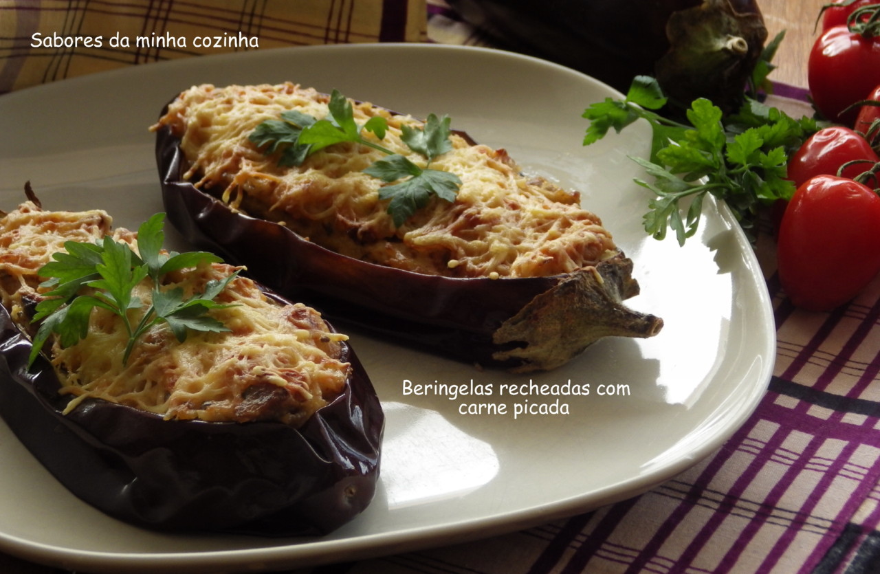 IMGP7920-Beringelas recheadas com carne picada-Blo