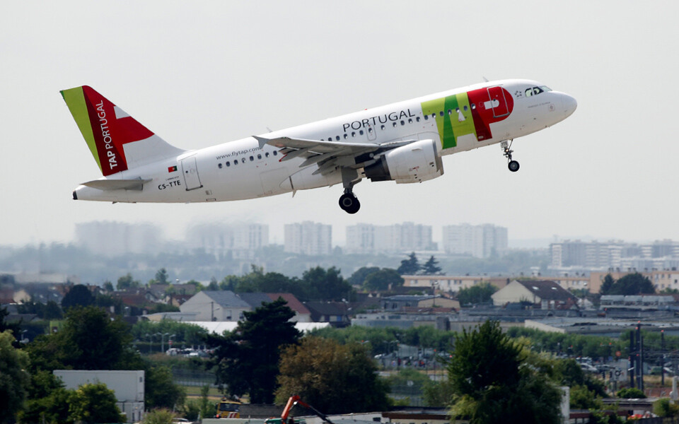 AVIÕES SOBRE ALVERCA DO RIBATEJO.jpg