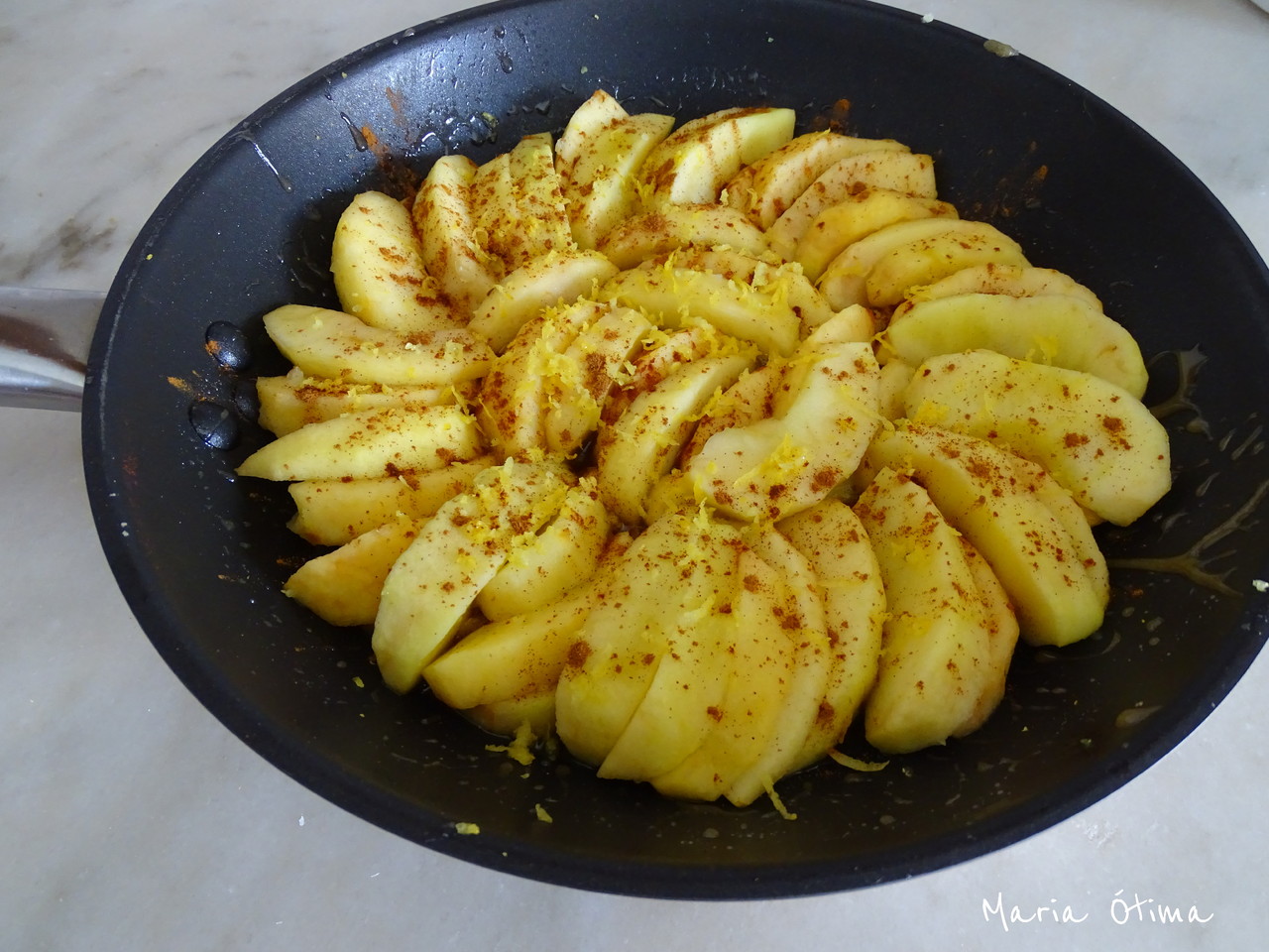 Tarte Tatin_ Maria Ótima3.JPG