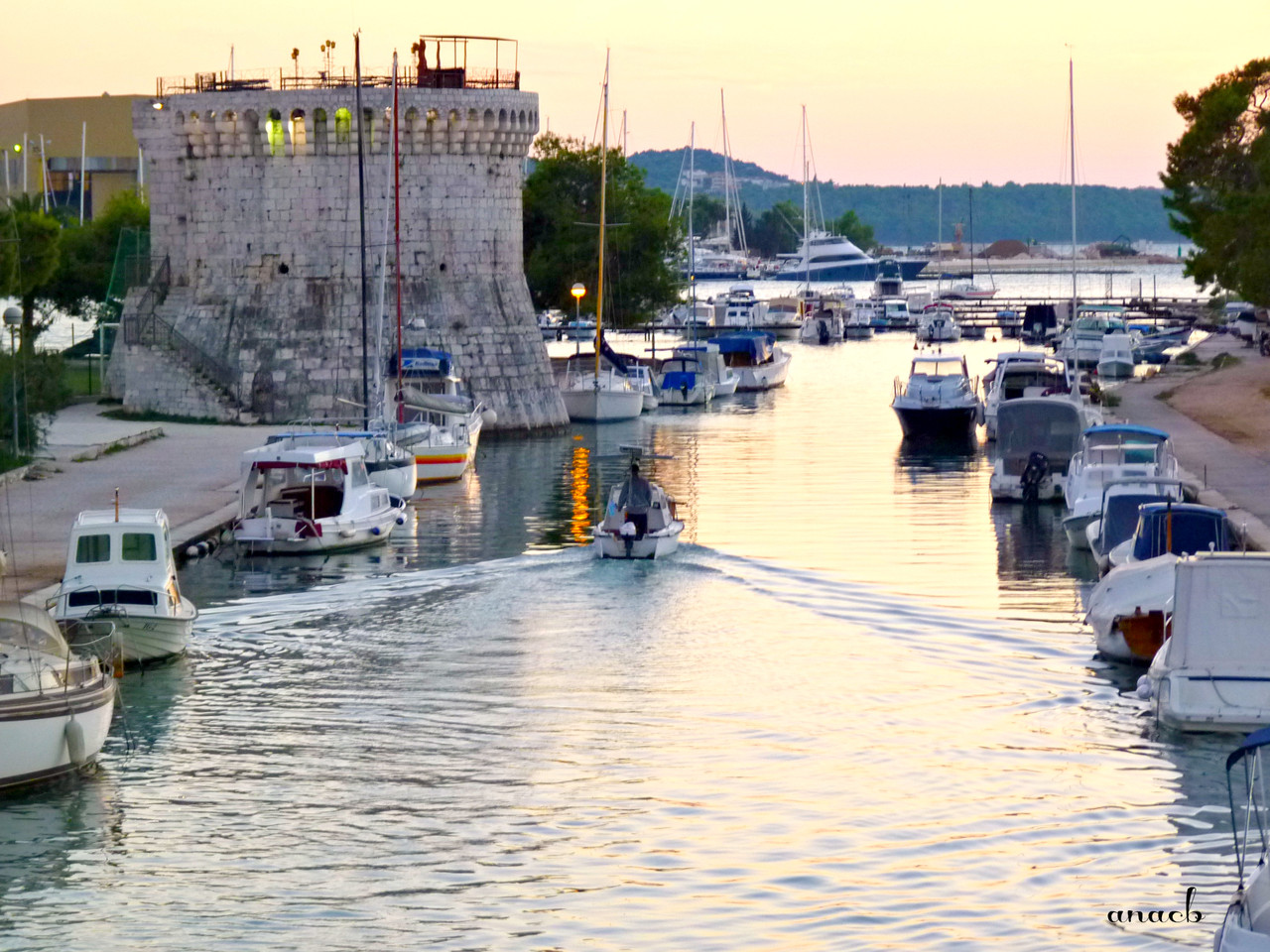 Trogir - St. Marcus Tower - viajarporquesim.blogs.