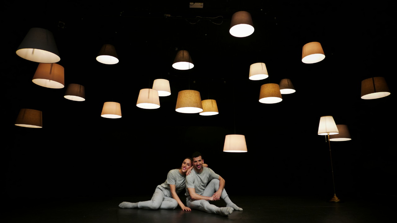 When the lights go out (Online Dance Company) ©Jo