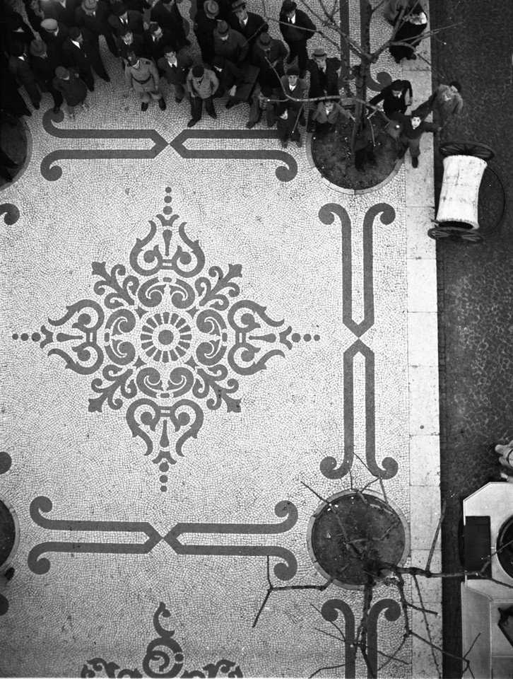 Calçada portuguesa, Av. da Liberdade, 1944, foto 