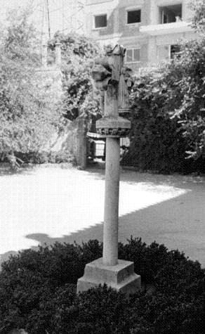 Palácio Valença Vimioso, cruzeiro das Laranjeira Palácio Valença Vimioso, cruzeiro das Laranjeira