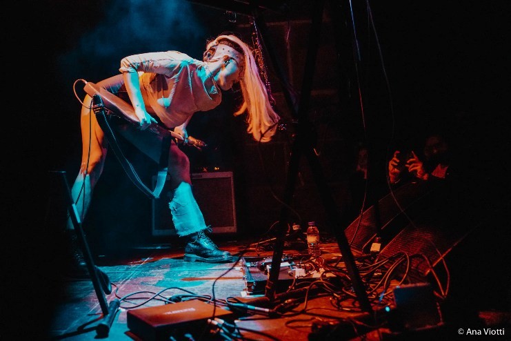 Maria Beraldo por Ana Viotti 2.jpg Maria Beraldo por Ana Viotti 2.jpg