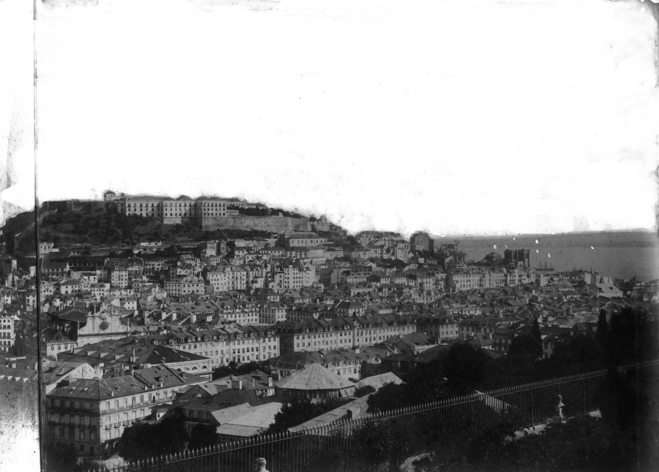 Panorâmica de Lisboa dir.jpg Panorâmica de Lisboa dir.jpg