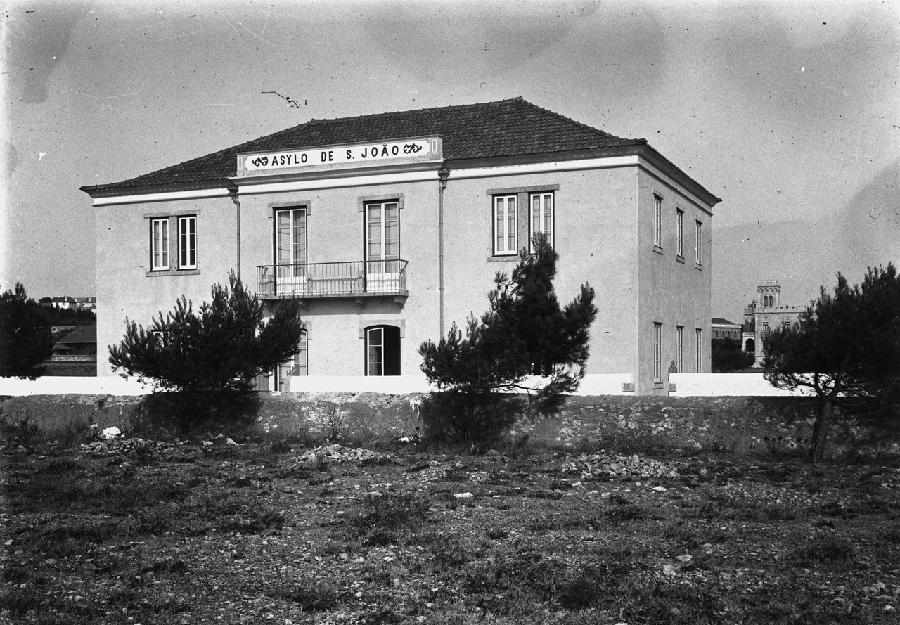Asilo de São João, fundado em 1862, foto de Josh