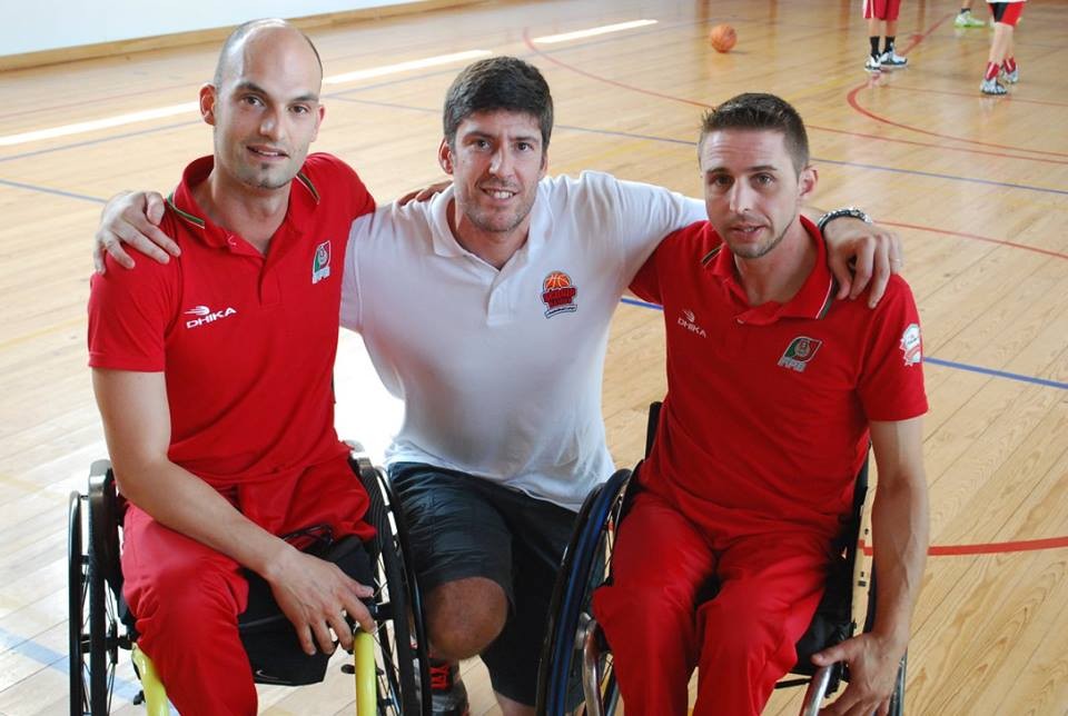 11709549_10207142434944443_3128204575710695633_n.j