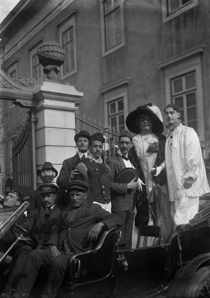 Alunos da Escola Politécnica no Carnaval, 1912, f