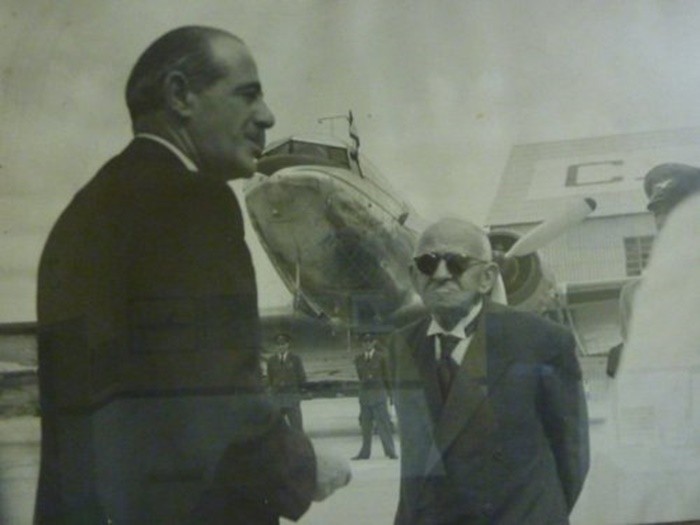 227705_146060658795305_129325877135450_276900_5305