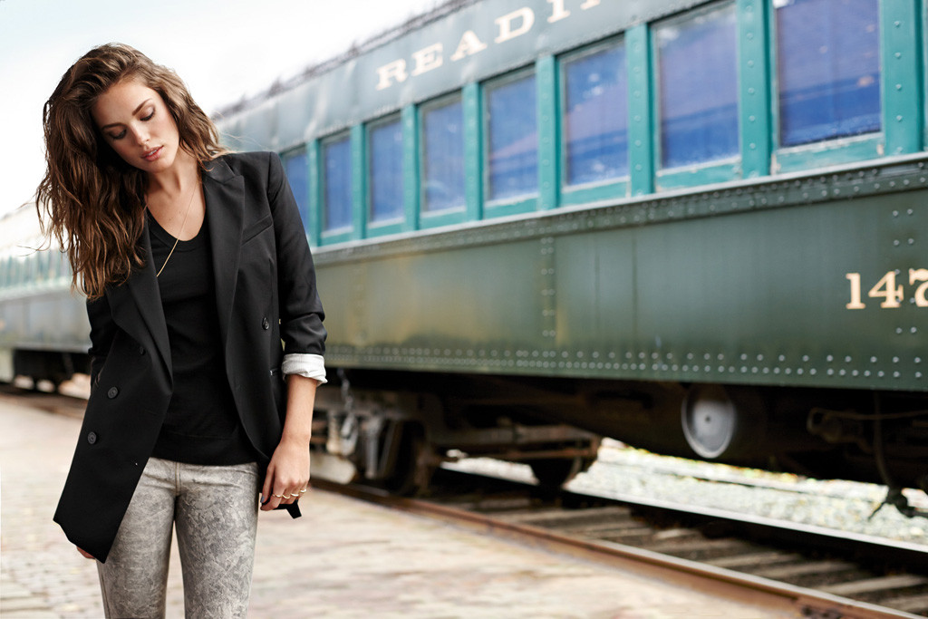 calzedonia catalogo primavera verao 2015.jpg