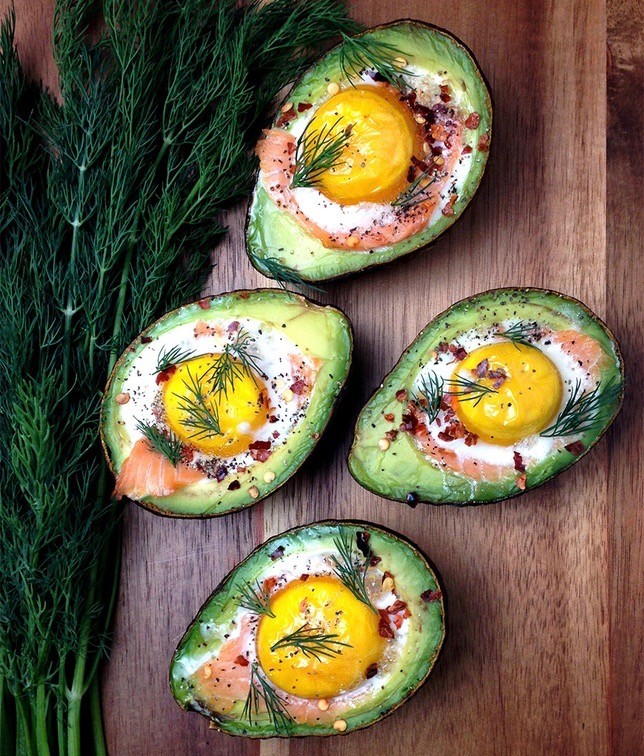 Abacates Recheados Com Ovos E Salmao Fumado A Minha Hipotese De Brilhar Na Cozinha E Cala Lo De Vez Casal Misterio