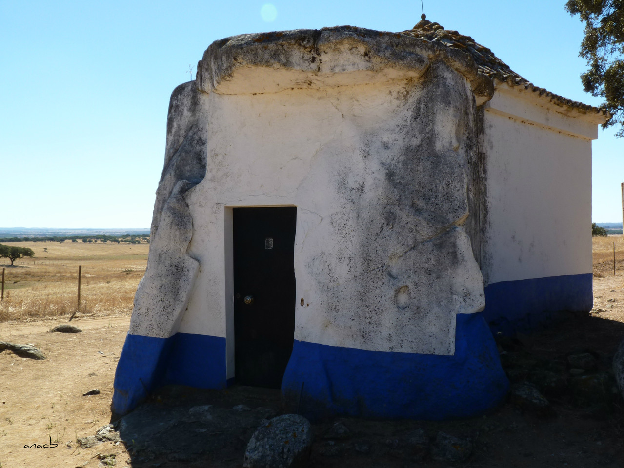 Anta-capela de São Brissos 1.jpg