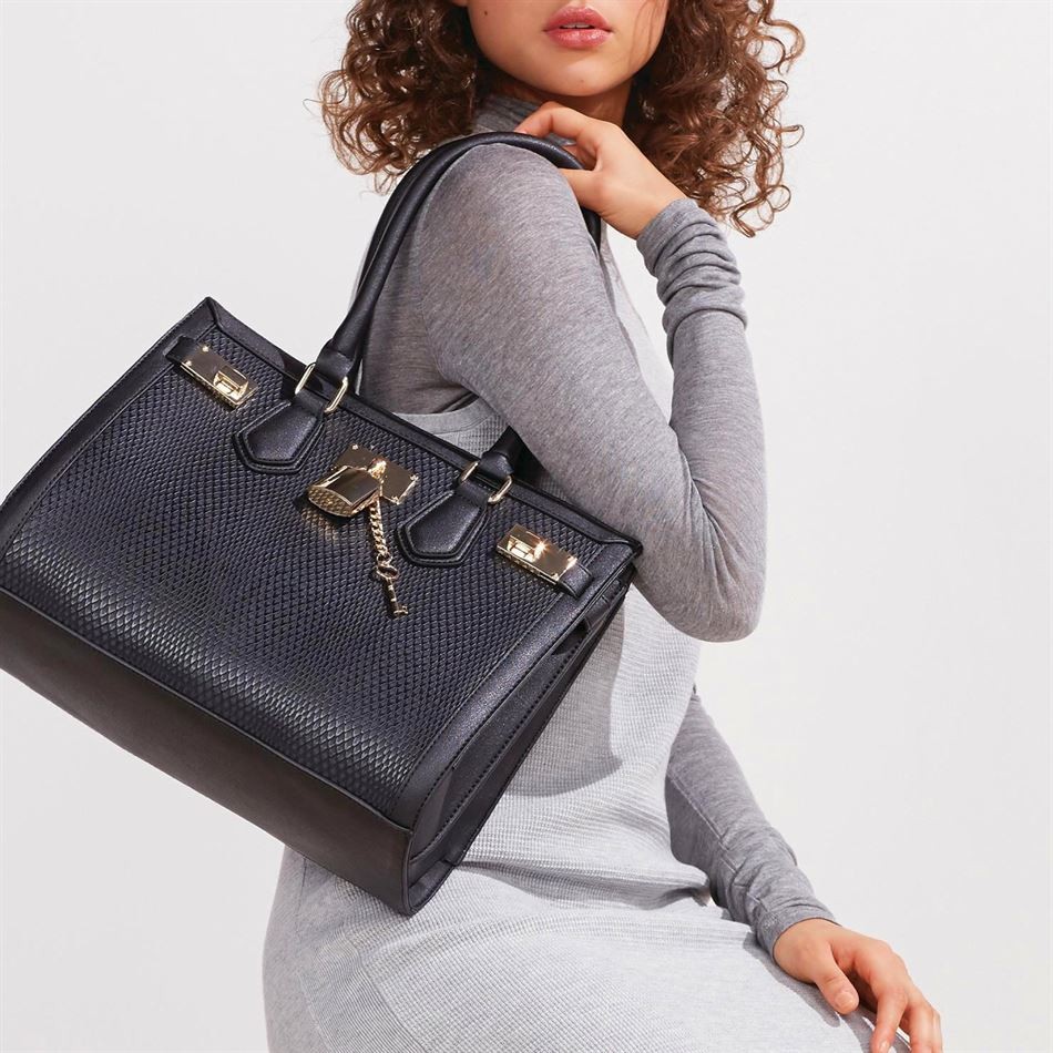 catalogo-aldo-primavera-verao-2016 (8).jpg catalogo-aldo-primavera-verao-2016 (8).jpg