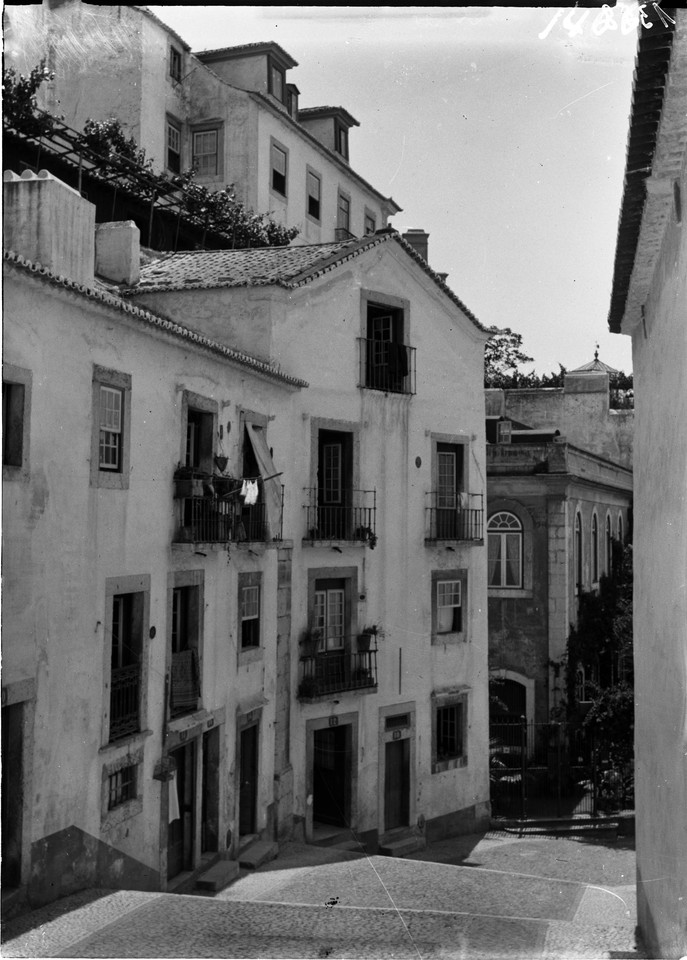 Escadinhas de São Crispim, 1901, foto de Machado 