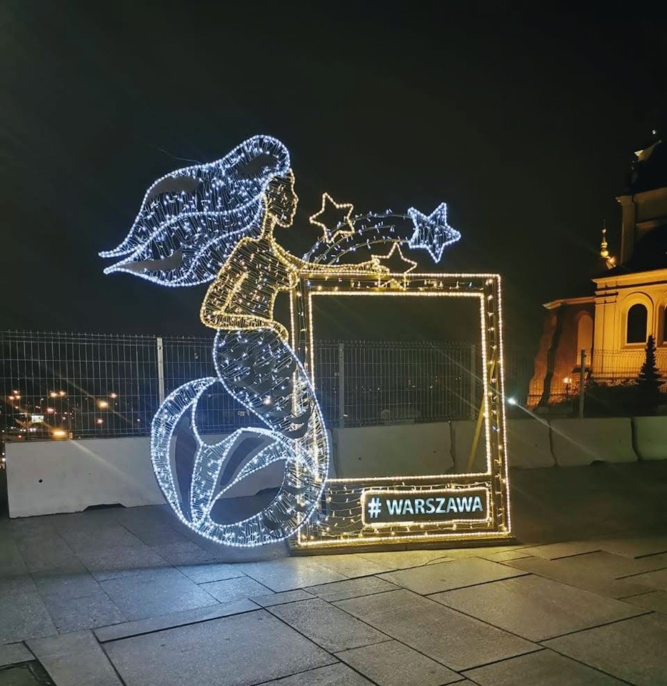 Varsóvia à noite.jpg