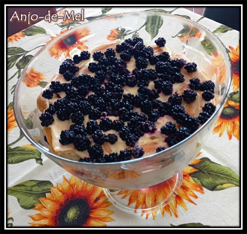 triffle_curd-amoras.jpg