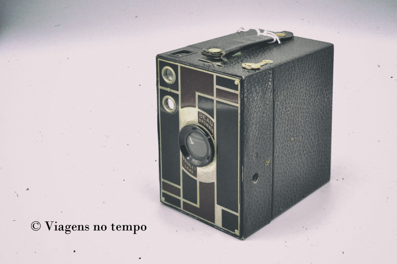 _DSC8244 - Kodak Beau Brownie Nº 2A – Black-Bur _DSC8244 - Kodak Beau Brownie Nº 2A – Black-Bur