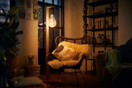 Philips deco LED giant_Vintage_A160_ON.JPG