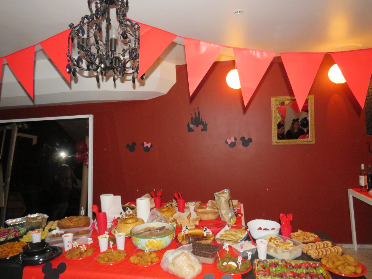 30728462_2013374412023969_1979047932732637184_n.jp