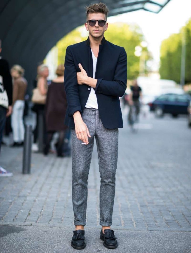 blazer-t-shirt-loafers-men.jpg