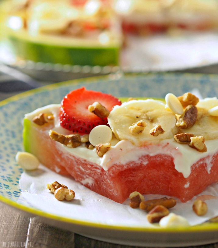 Banana-Cheesecake-Watermelon-Pizza-1.png
