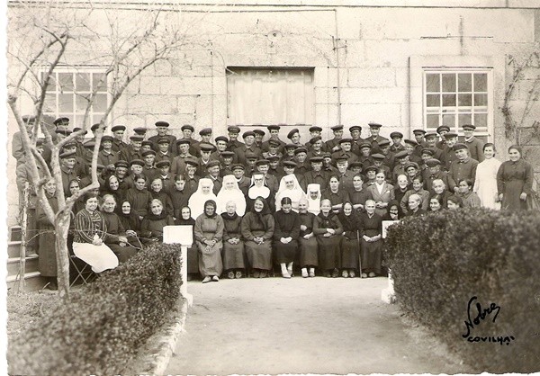 FALSJ - Grupo no Jardim.jpg