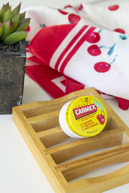 Passatempo_Carmex_Cereja_Cherry_Lip_Balm3.jpg