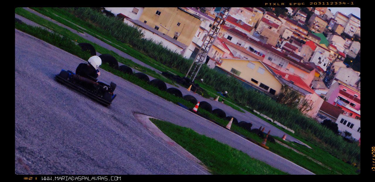 Maria nos Karts - Maria das Palavras