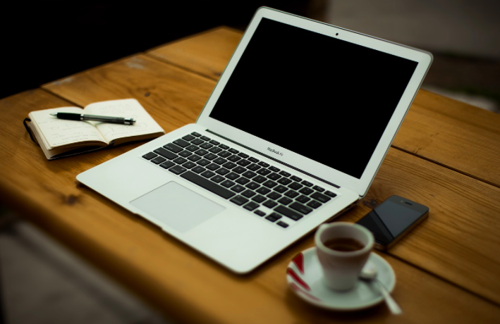 Captura de ecrã 2017-01-27, às 19.06.33.png