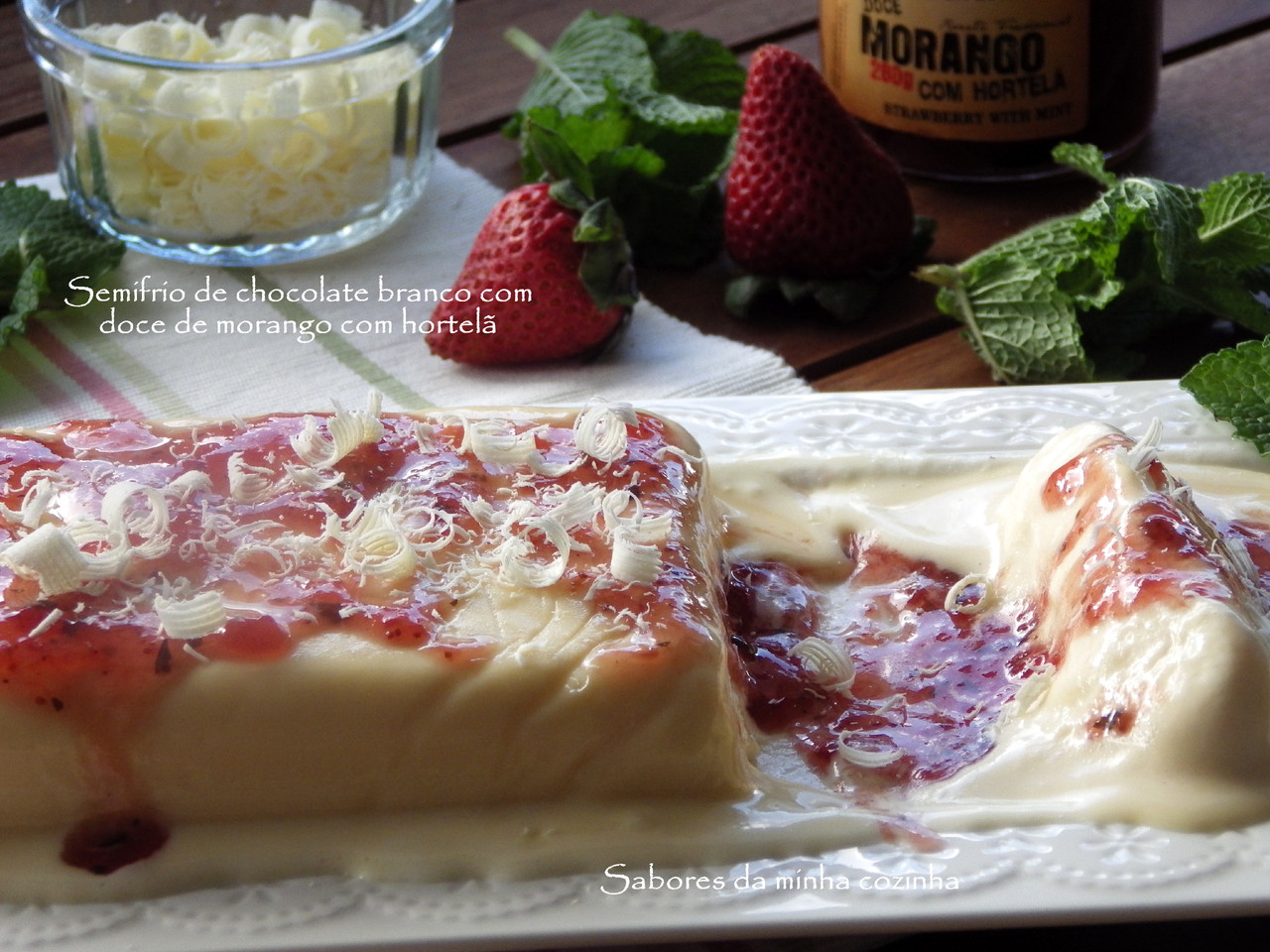 IMGP4717-Semi frio de chocolate branco com doce de