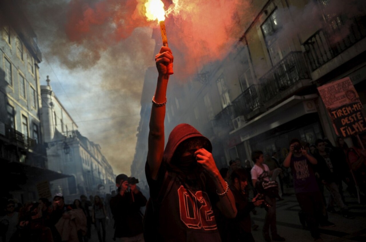 Screenshot_20251212_074915_Samsung Internet.jpg