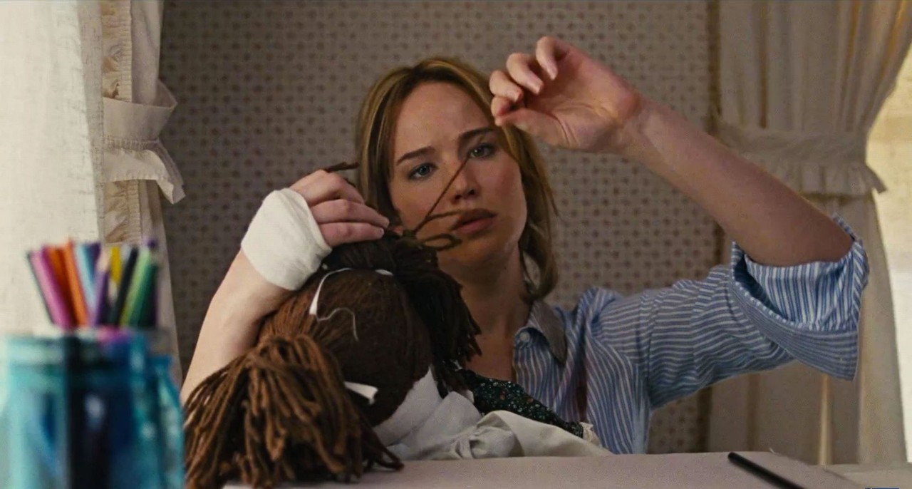 01-jennifer-lawrence-as-joy.jpg 01-jennifer-lawrence-as-joy.jpg