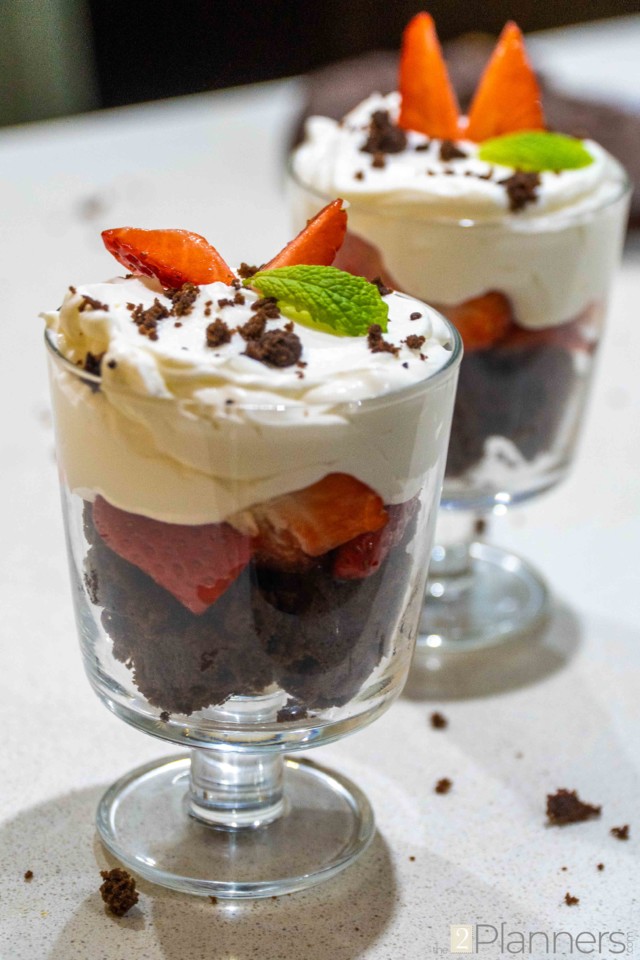 Brownie Strawberry Trifle Recipe - The 2 Planners