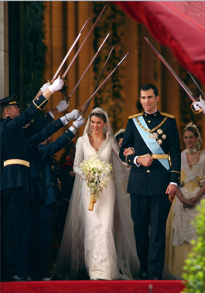 Queen-Letizia-King-Felipe-Spain-Wedding-Pictures ( Queen-Letizia-King-Felipe-Spain-Wedding-Pictures (