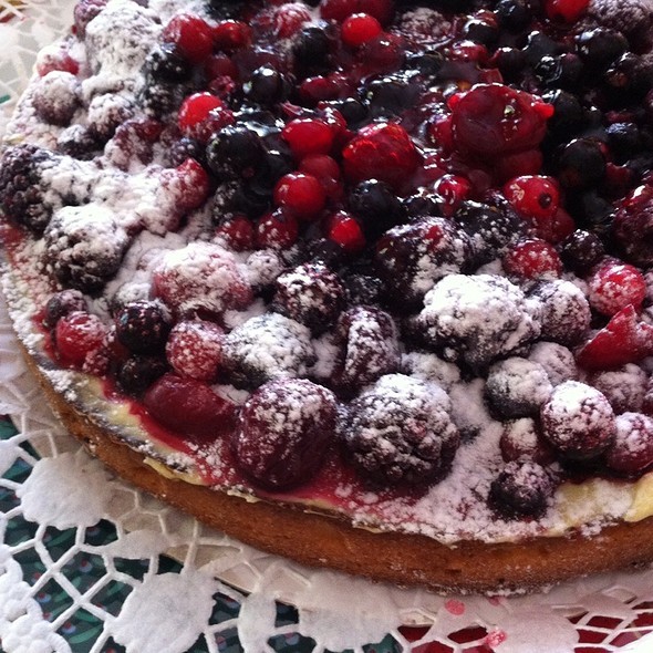 tarte de frutos silvestres com natal na bimby.jpg tarte de frutos silvestres com natal na bimby.jpg